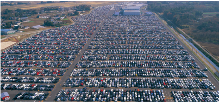 美國二手車年交易量穩(wěn)定在4000萬至4500萬輛之間，是新車銷量的3倍左右。
