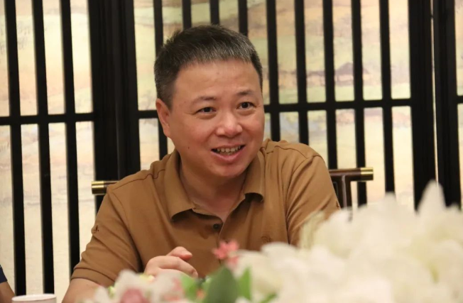廣西華港農(nóng)牧發(fā)展有限公司董事長(zhǎng)彭春發(fā)發(fā)言