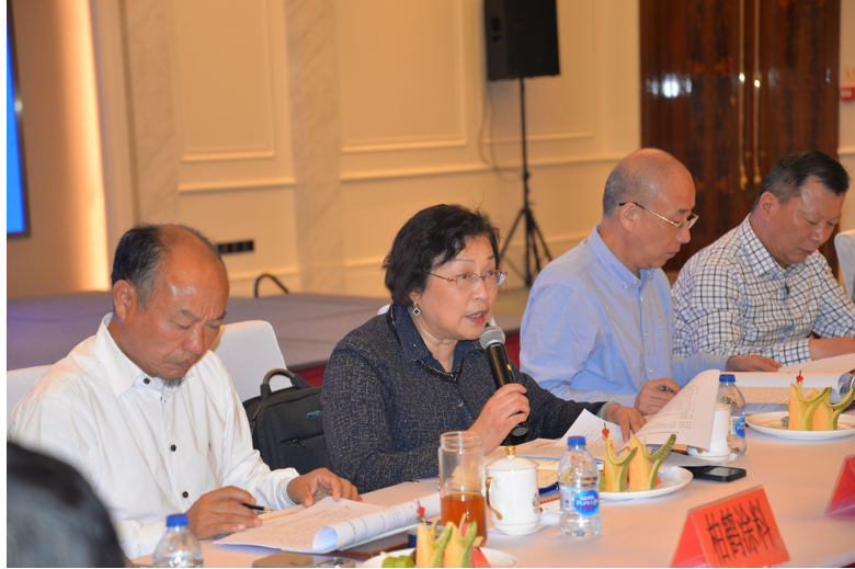 同時，李心一秘書長向與會代表匯報了《2023年度常州市涂料協(xié)會工作計劃》草案，該工作報告隨后草案交由理事會討論并獲得一致通過。大會還公布了《協(xié)會增補理事、會員單位》，增補2家企業(yè)成為常州市涂料協(xié)會理事單位，8家企業(yè)成為會員單位。